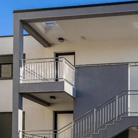 3 Bedroom Amazing In Διαμέρισμα